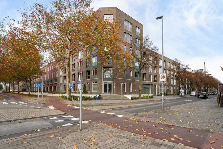 Foto 5 van Roentgenstraat 149