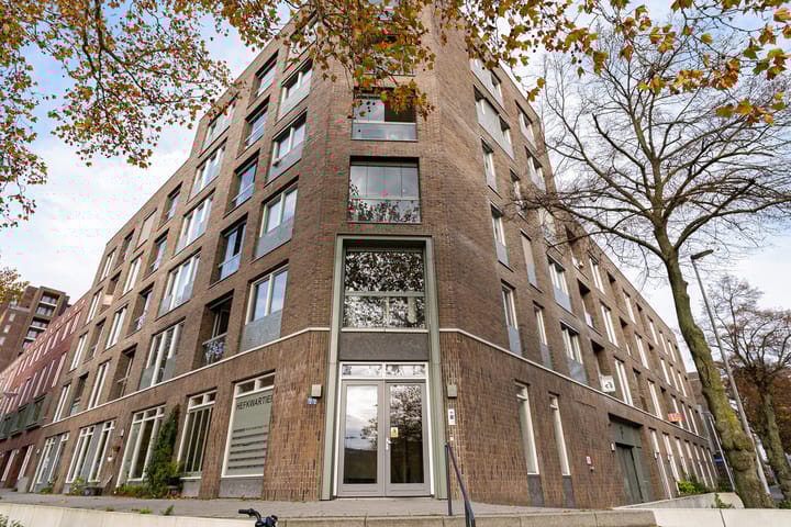 Foto 6 van Roentgenstraat 149