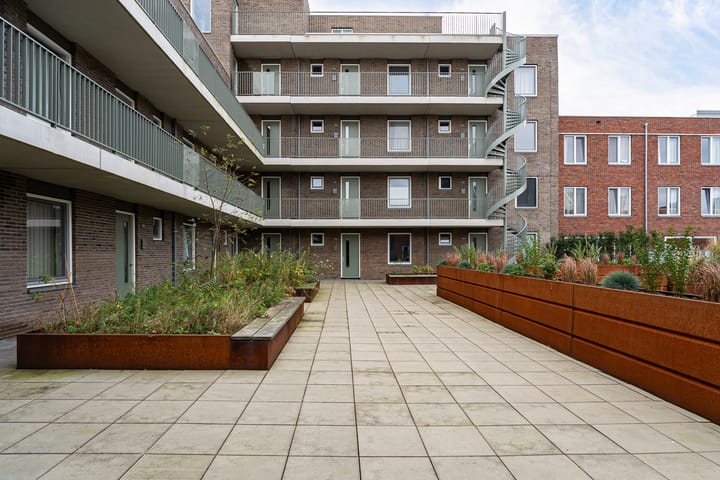 Foto 9 van Roentgenstraat 149