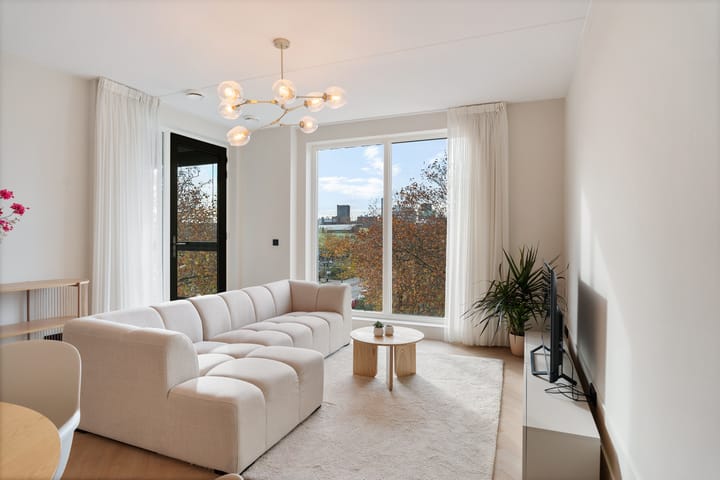 Foto 17 van Roentgenstraat 149