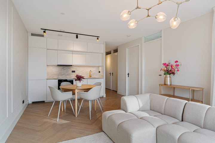 Foto 23 van Roentgenstraat 149