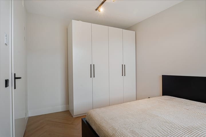 Foto 32 van Roentgenstraat 149