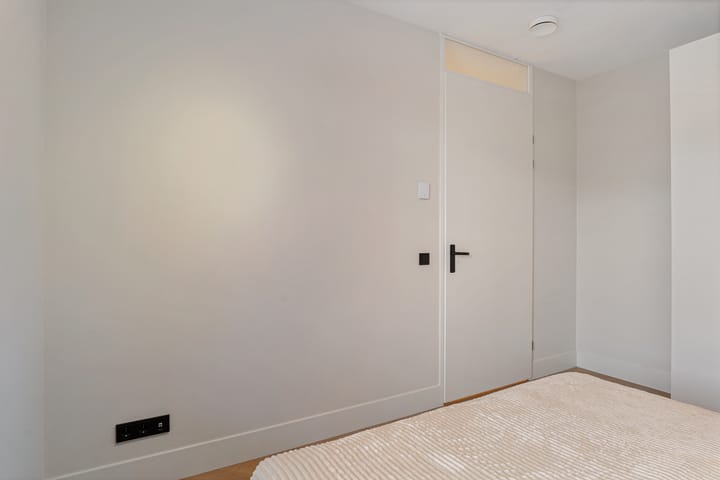 Foto 33 van Roentgenstraat 149