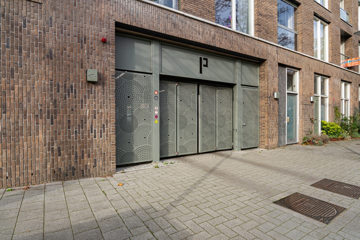Foto 44 van Roentgenstraat 149