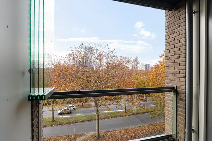 Foto 40 van Roentgenstraat 149