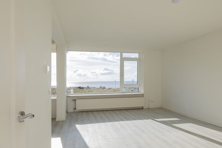 Photo 6 of de Ruyterstraat 4-F2