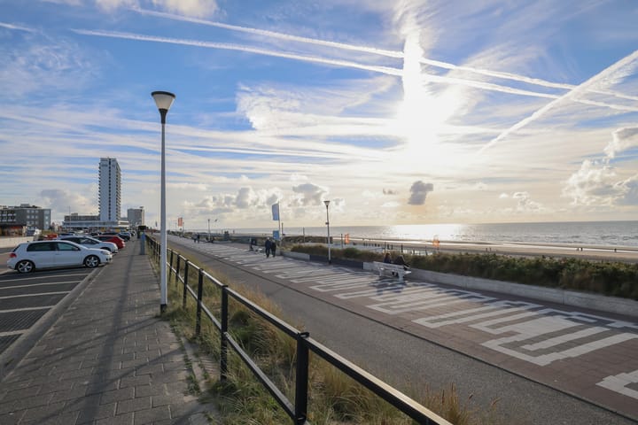 Photo 33 of de Ruyterstraat 4-F2