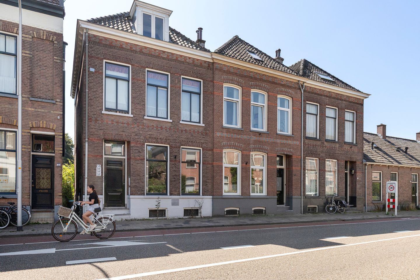 View photo 2 of Berkelsingel 58