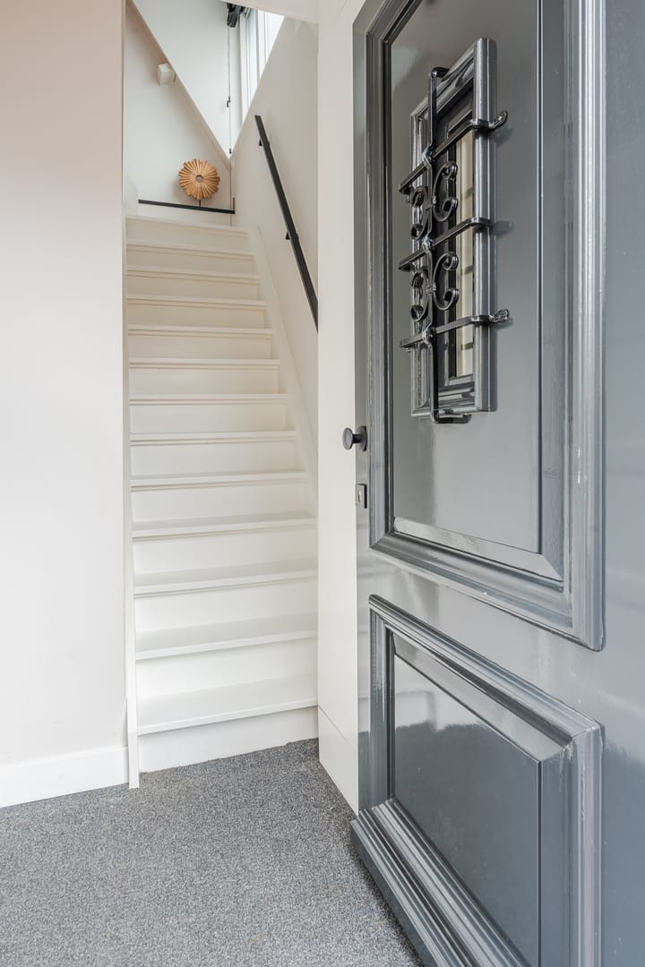 Photo 8 of De Vos van Steenwijklaan 79