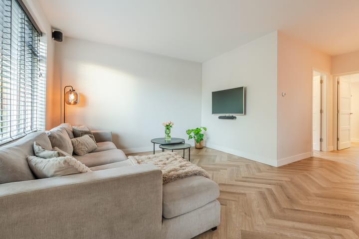 Photo 18 of De Vos van Steenwijklaan 79