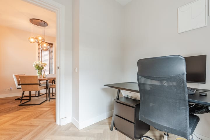 Photo 29 of De Vos van Steenwijklaan 79