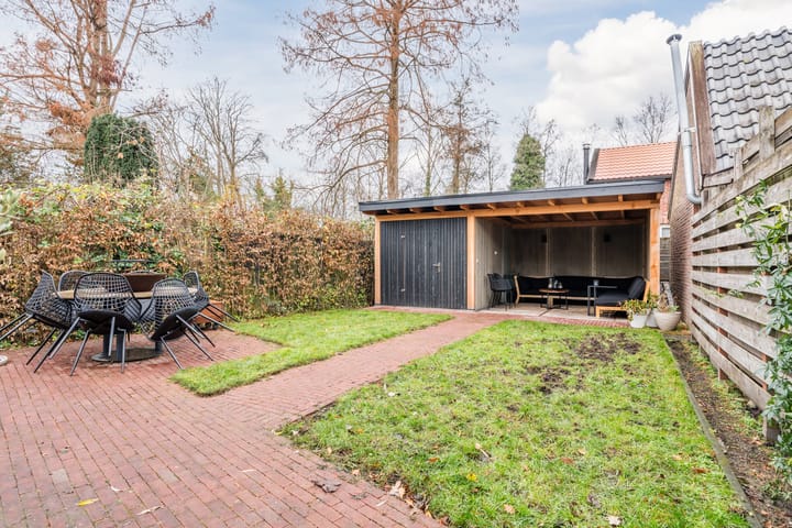 Photo 47 of De Vos van Steenwijklaan 79