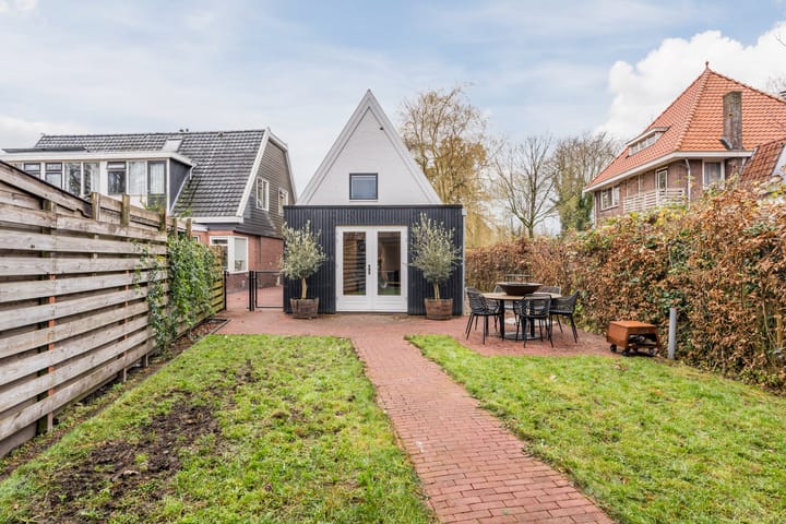 Photo 52 of De Vos van Steenwijklaan 79