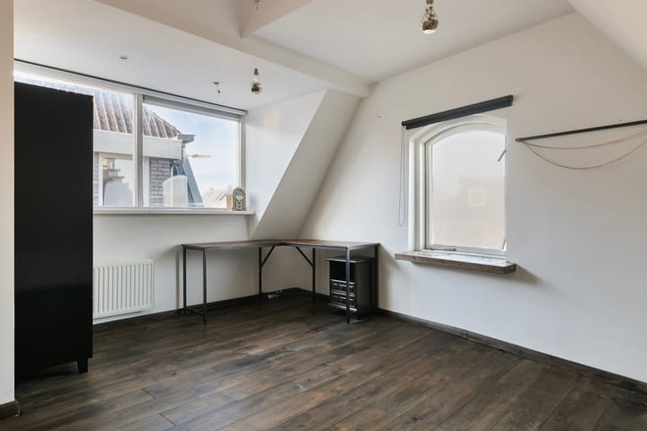 Foto 30 van Rodenrijseweg 15