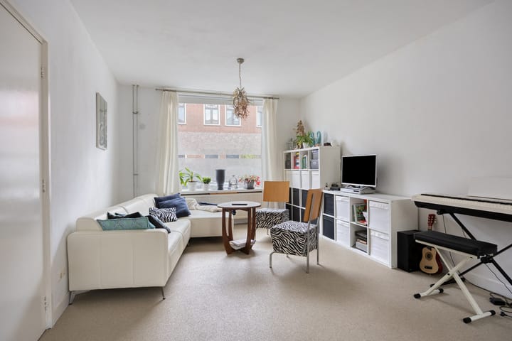 Photo 4 of Heistraat 26