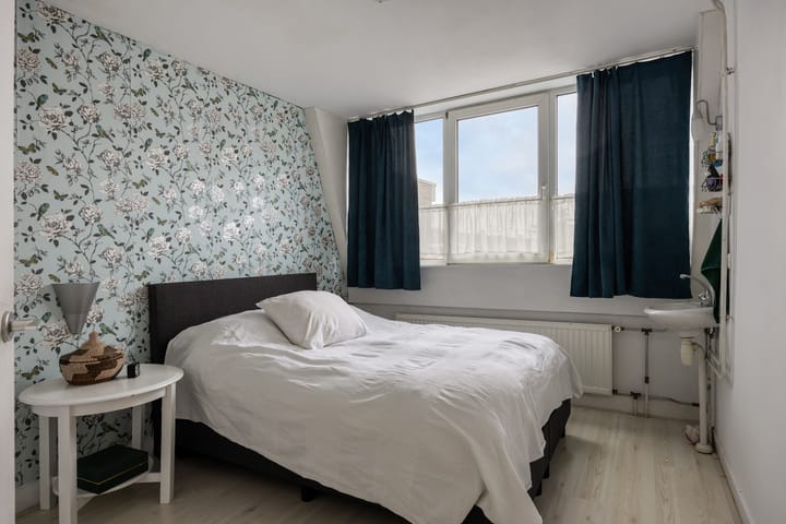 Photo 13 of Heistraat 26