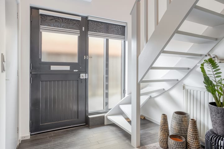 Photo 7 of Elzenstraat 4