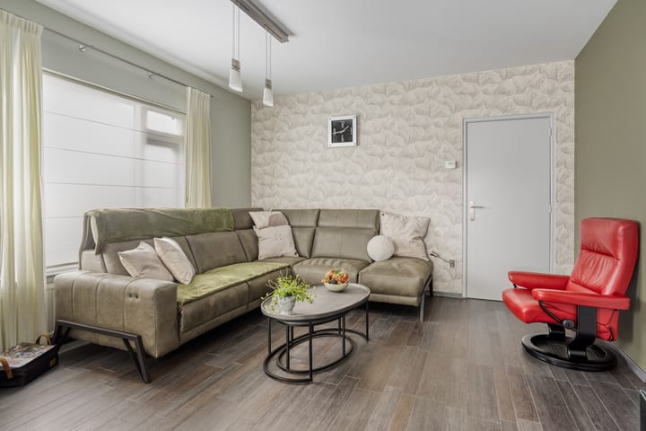 Photo 11 of Elzenstraat 4