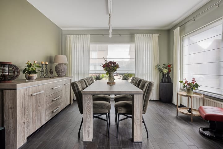 Photo 12 of Elzenstraat 4