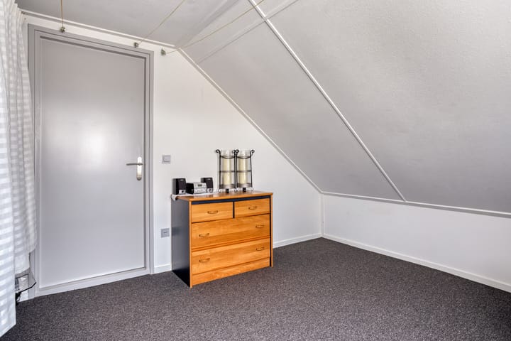 Photo 30 of Elzenstraat 4