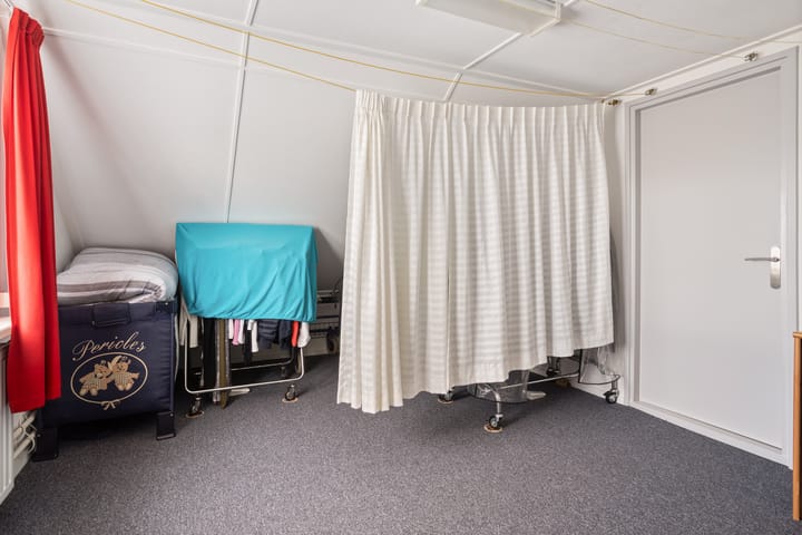 Photo 31 of Elzenstraat 4