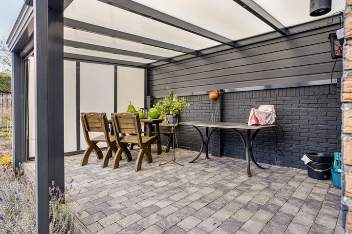 Photo 33 of Elzenstraat 4