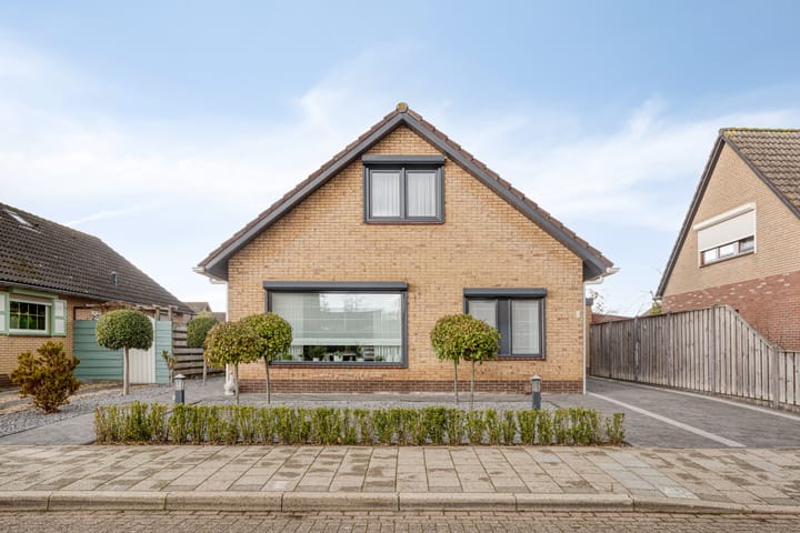 Photo 36 of Elzenstraat 4