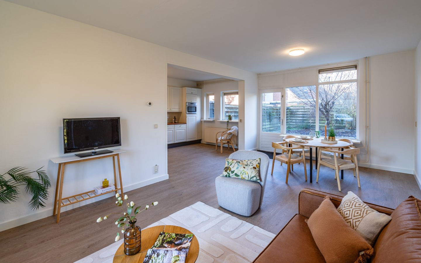 Foto 4 van Leemveld 76