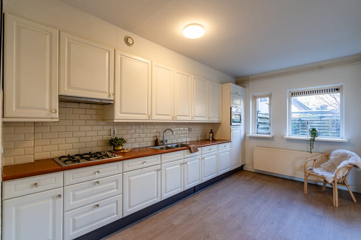 Photo 12 of Leemveld 76