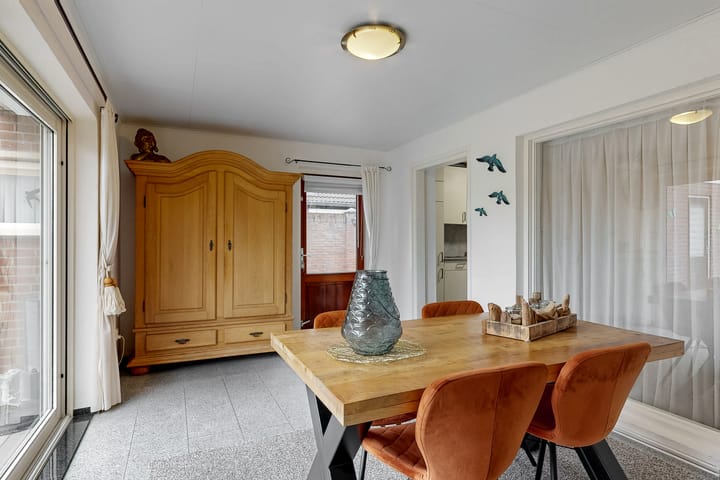 Photo 11 of Mauritsweg 97