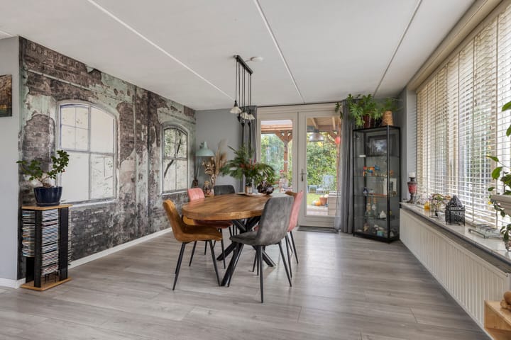 Photo 10 of Molstraat 3-A