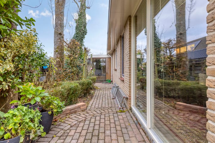 Photo 40 of Molstraat 3-A