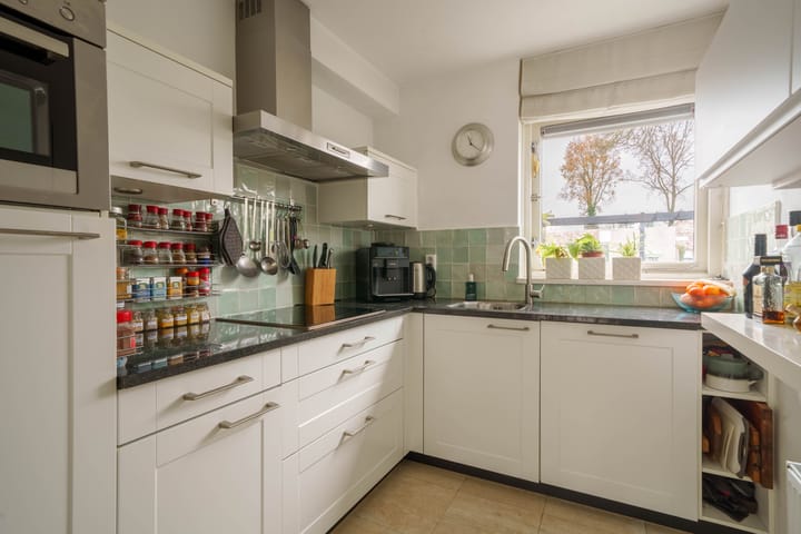 Foto 10 van Madernastraat 40