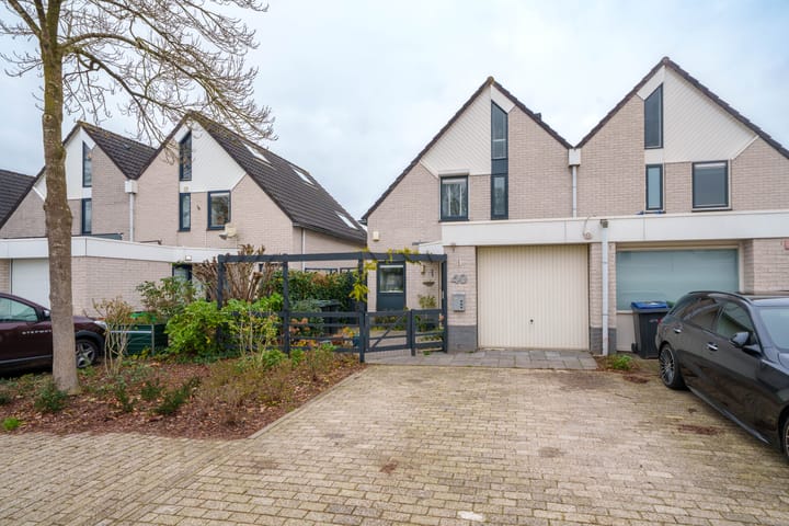 Foto 31 van Madernastraat 40