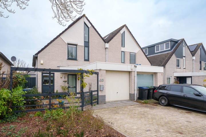 Foto 33 van Madernastraat 40