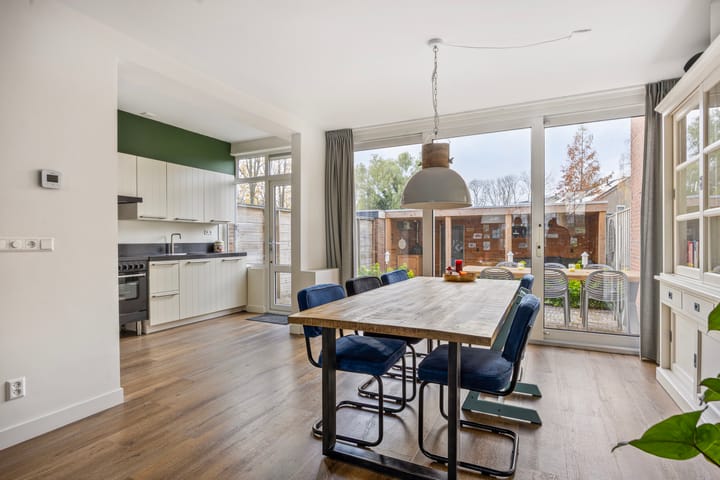 Foto 10 van Liornestraat 111