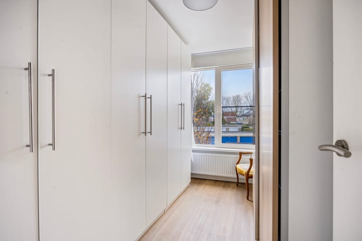 Foto 23 van Liornestraat 111