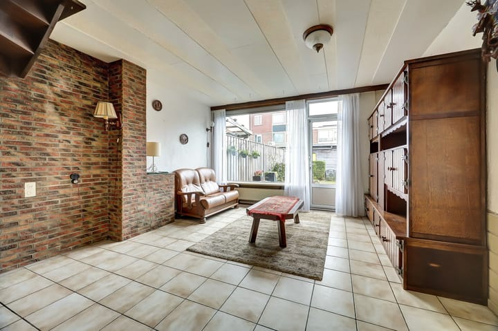 Foto 2 van Nibelungenhof 6