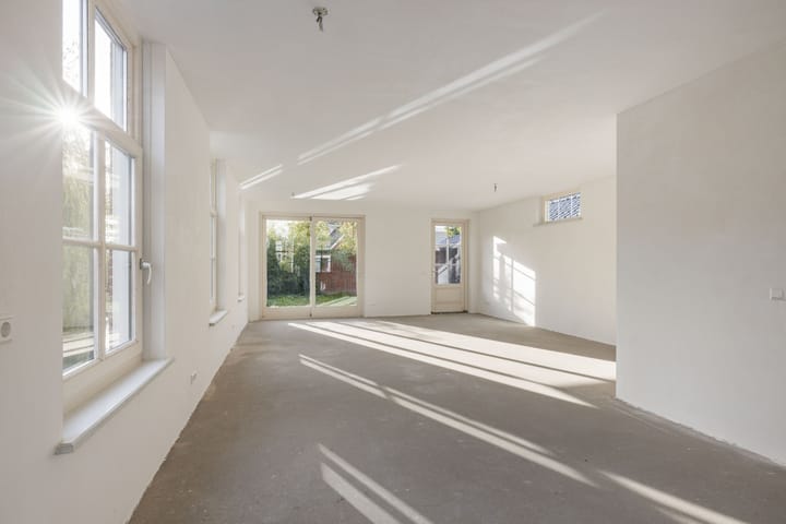 Foto 2 van Dorpsstraat 4