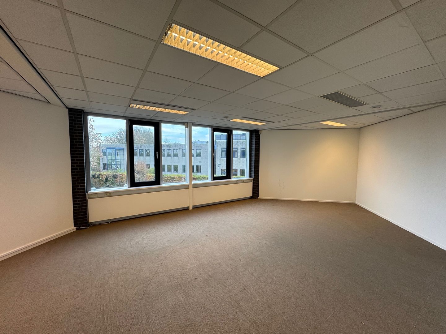 View photo 5 of Gooimeer 8