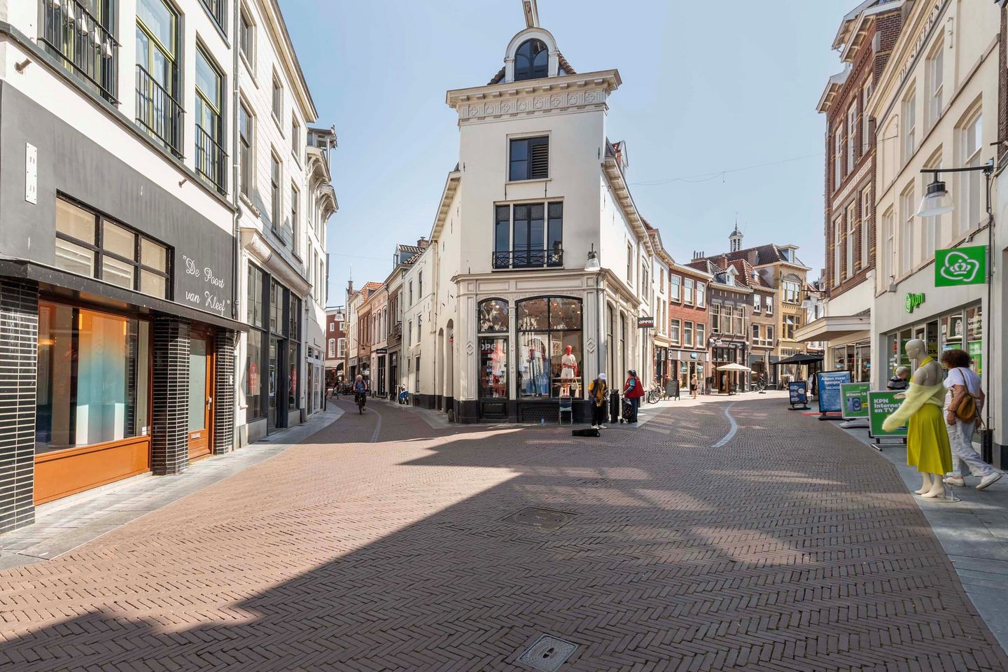 View photo 4 of Beukerstraat