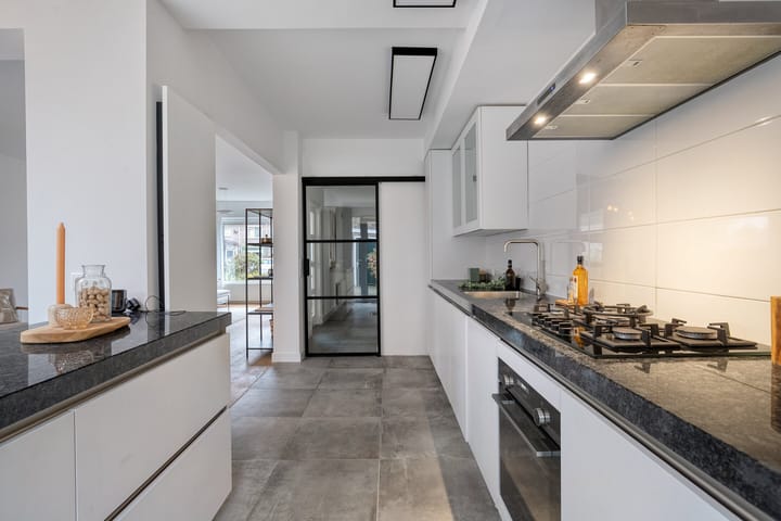 Foto 10 van van Renesseweg 19