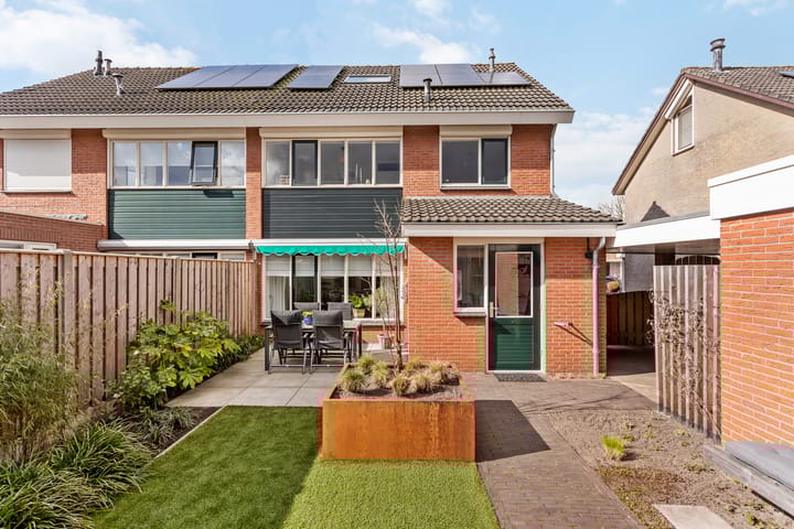 Photo 16 of Wiegersstraat 12