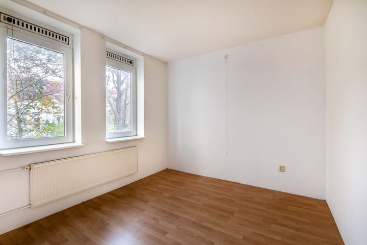 Photo 14 of Lange Hilleweg 75-A