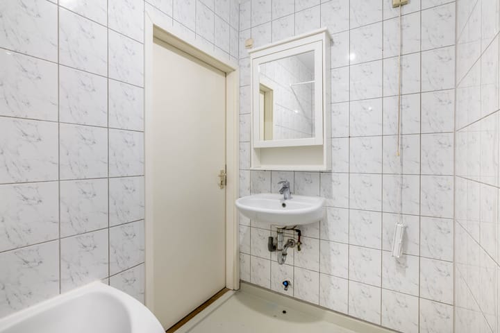 Photo 18 of Lange Hilleweg 75-A