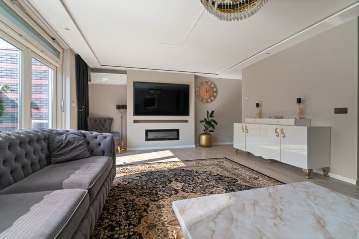 Photo 3 of Lou Bandystraat 9