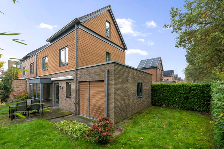 Foto 4 van Bernard Zweersstraat 47