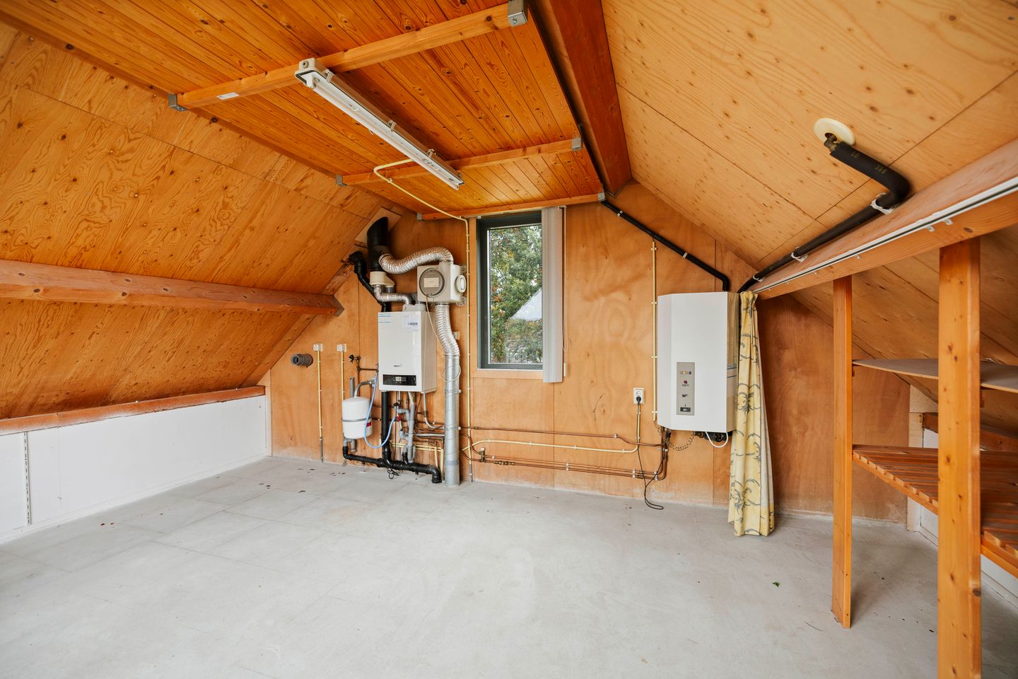 Foto 20 van Bernard Zweersstraat 47