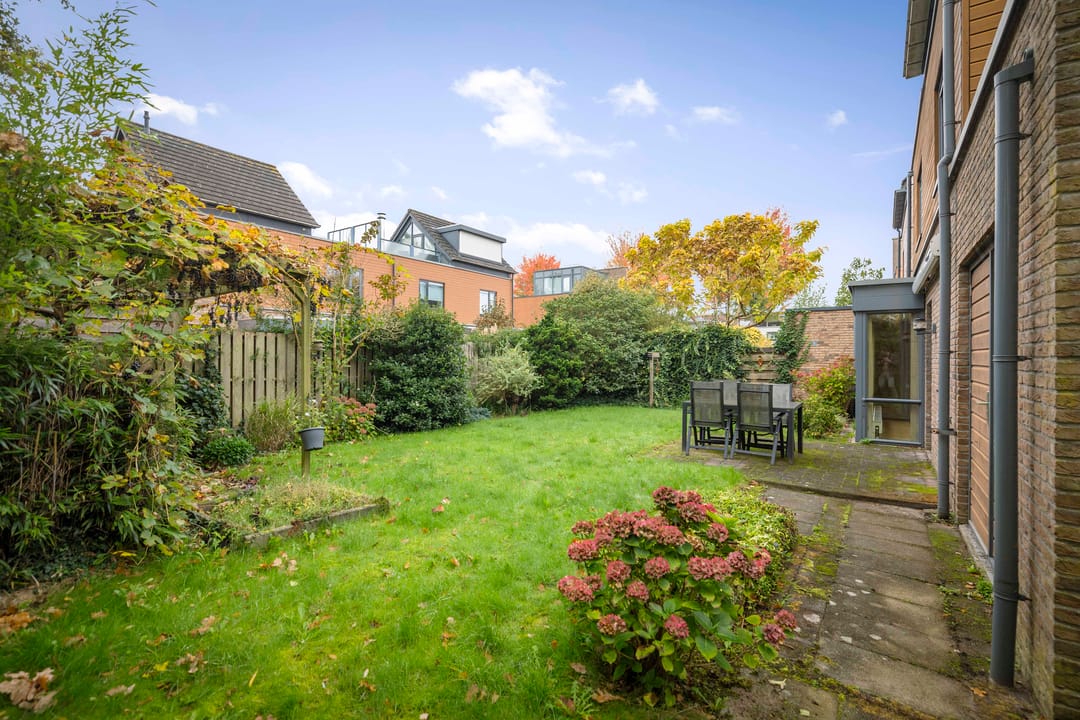 Foto 23 van Bernard Zweersstraat 47