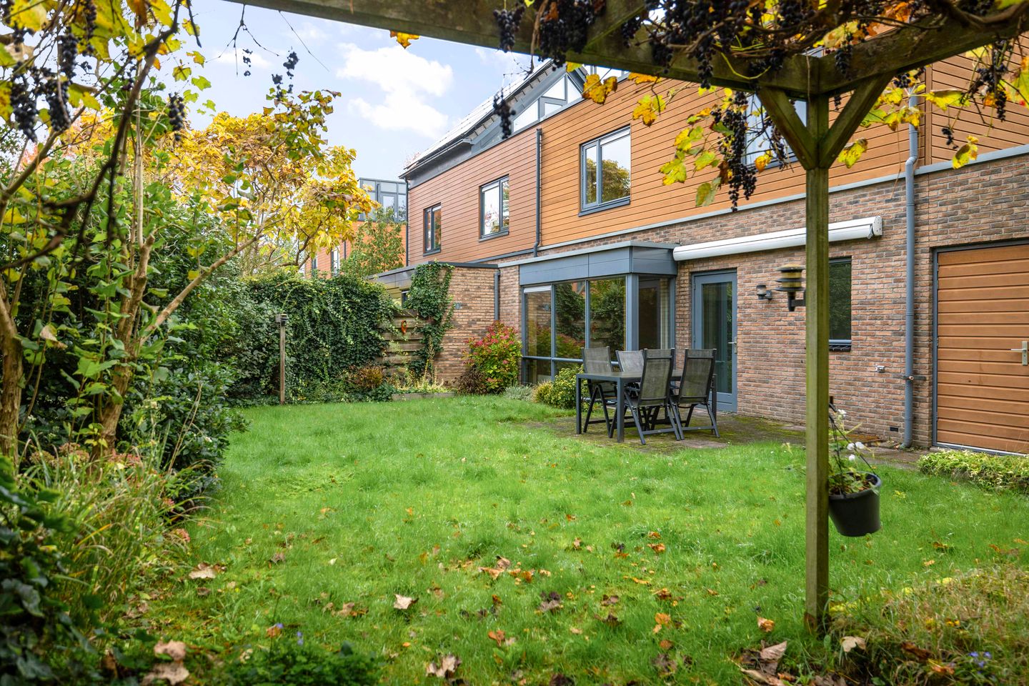 Foto 25 van Bernard Zweersstraat 47